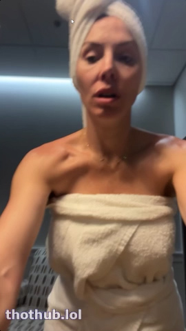 Whitney Cummings new Onlyfans video so hot – Viral