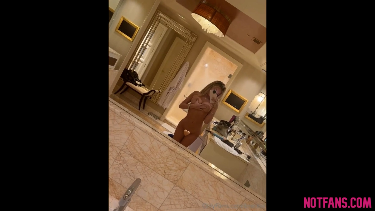 Breckie Hill Full Naked with Mirro – Onlyfans video Hot